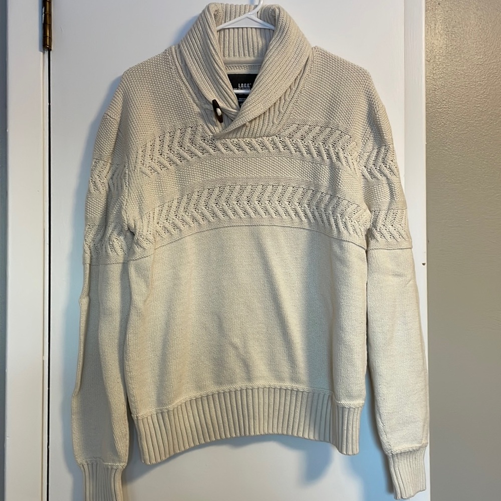 Knit sweater